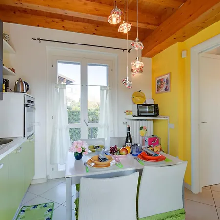 Sabrina - Happy Apartment *